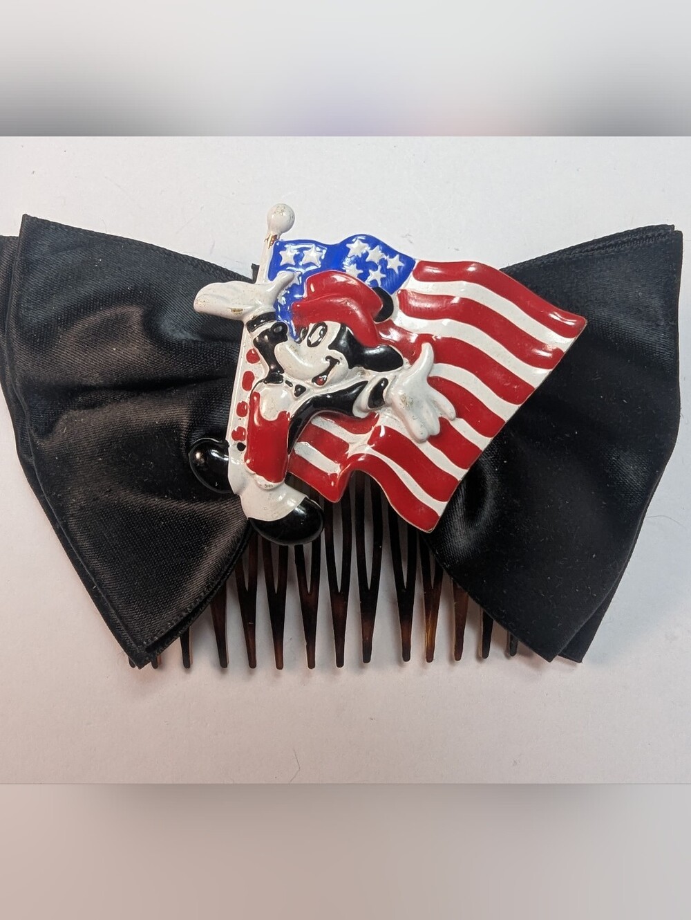 Wendy Gell Disney Mickey Mouse Flag With Satin Bow Comb